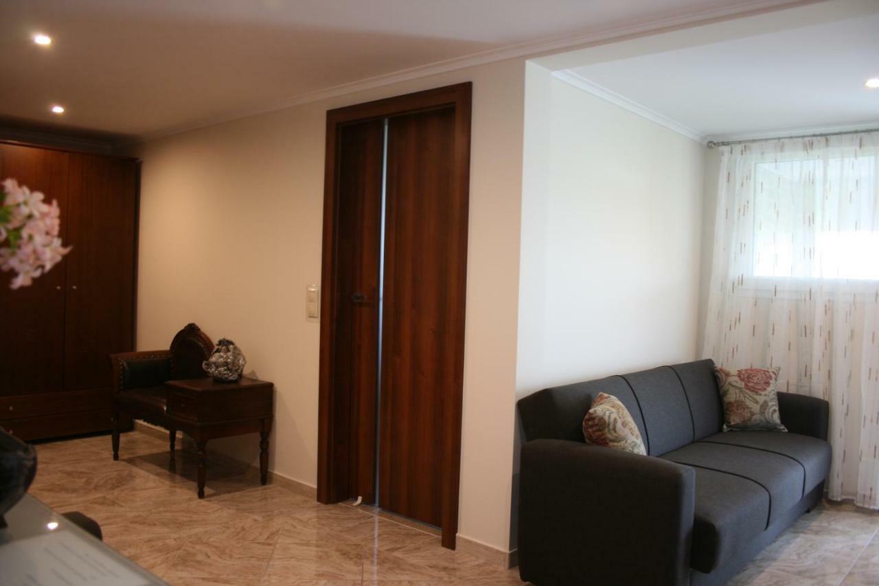 Rea Hotel Paralía المظهر الخارجي الصورة